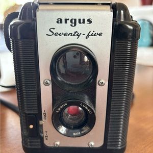 Vintage Argus Super Seventy Five Camera Leather Case